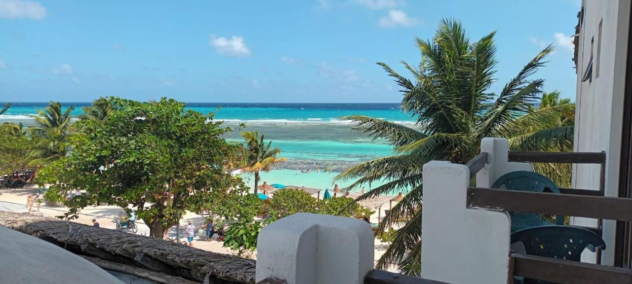 Hotel Blue Reef Frente Al Mar マアウアル エクステリア 写真