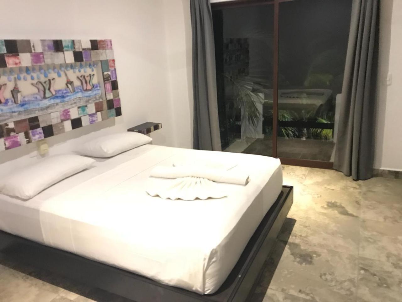 Hotel Blue Reef Frente Al Mar マアウアル エクステリア 写真