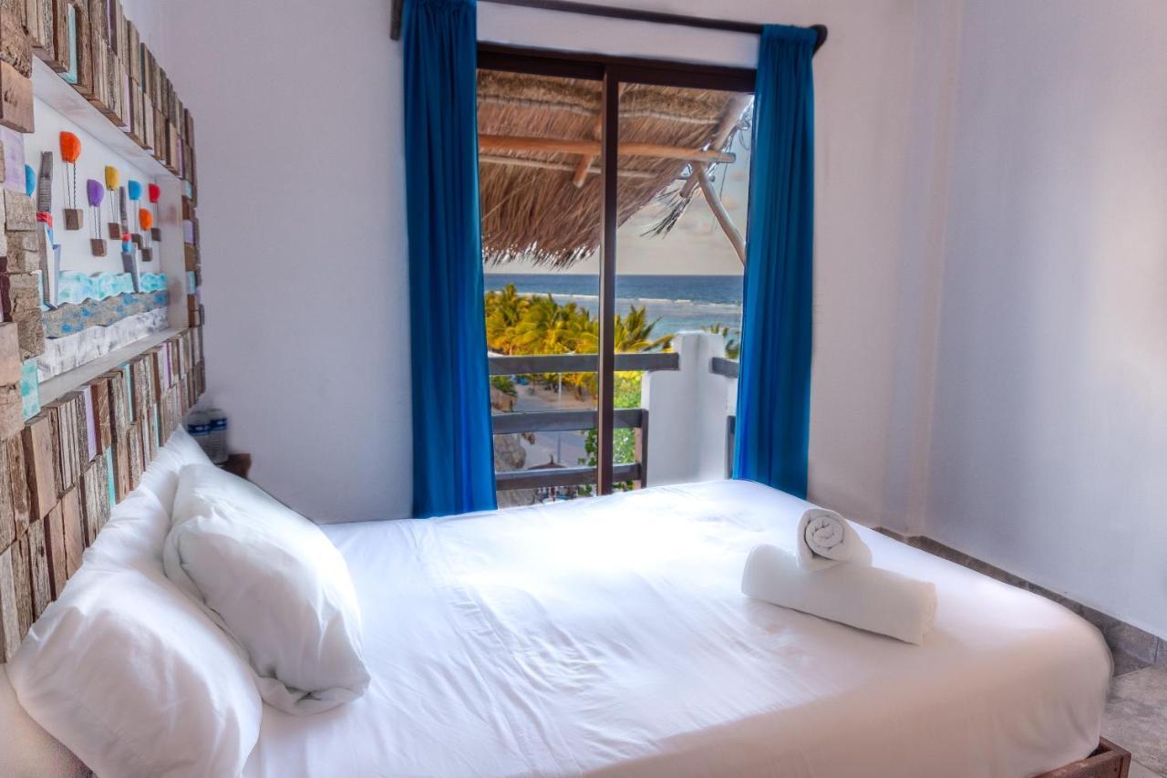 Hotel Blue Reef Frente Al Mar マアウアル エクステリア 写真