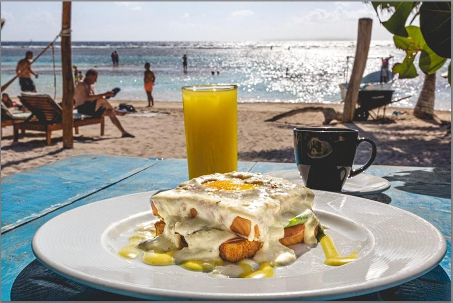 Hotel Blue Reef Frente Al Mar マアウアル エクステリア 写真